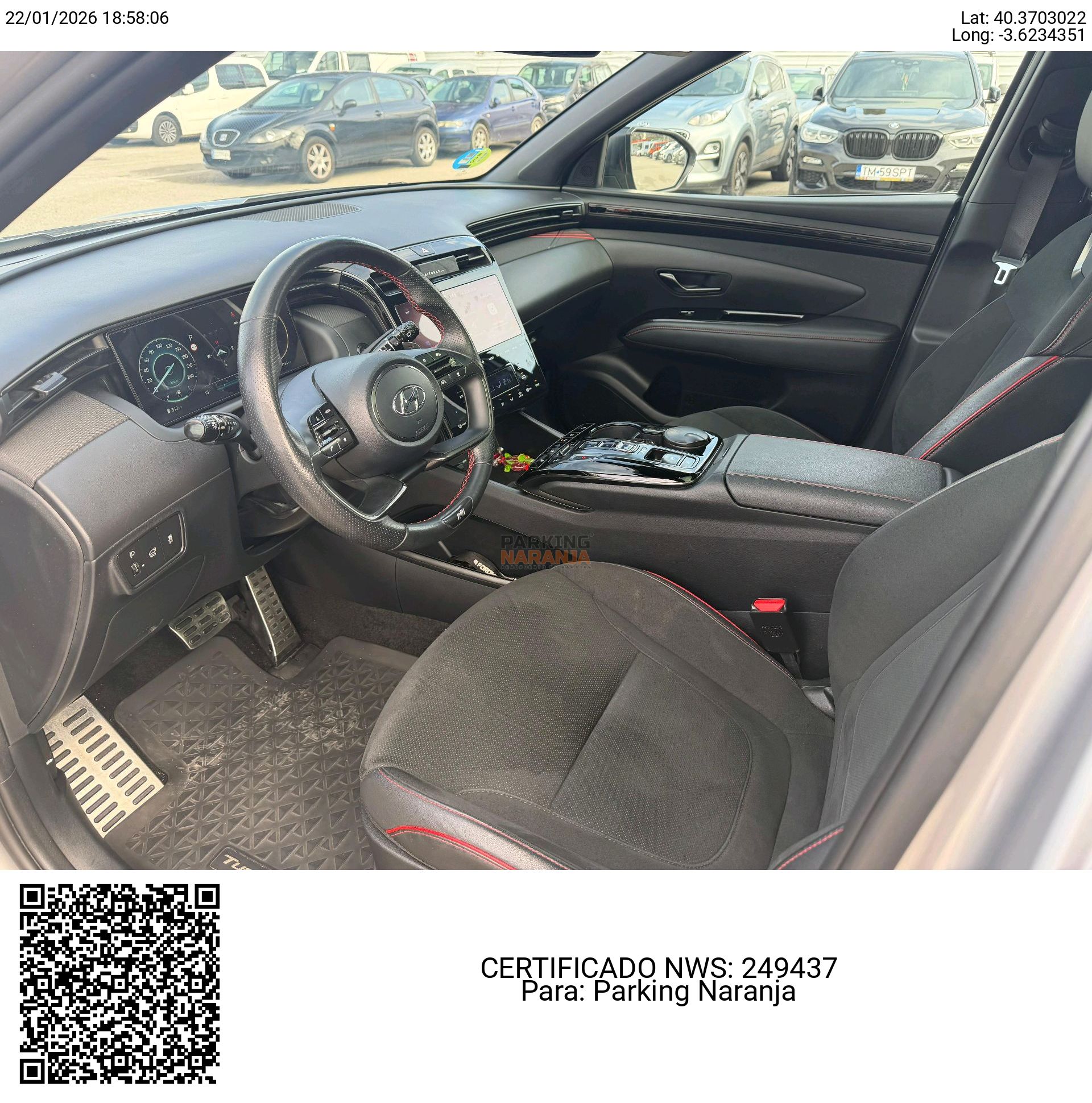 Salpicadero del coche con registro certificado